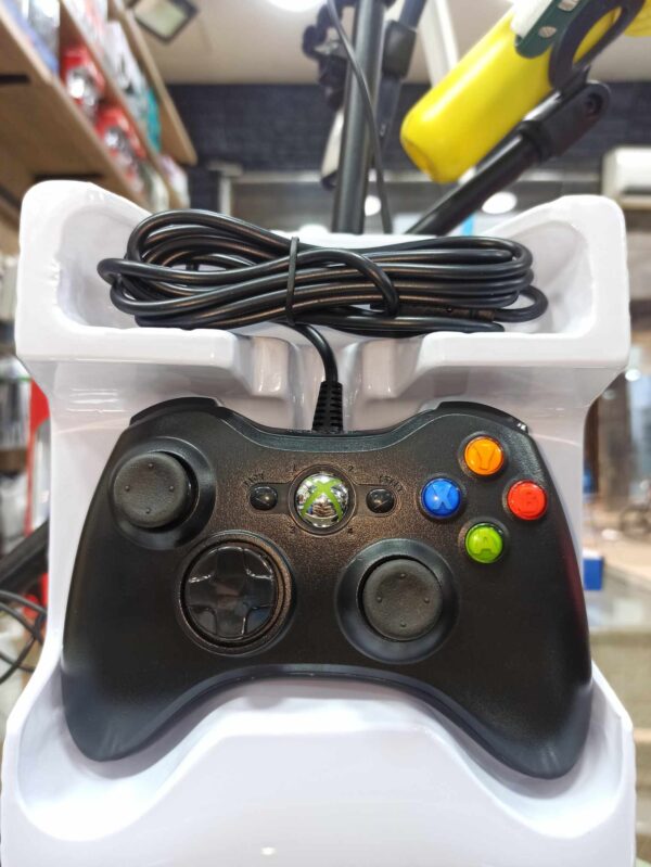 Manette XBOX 360 Avec Fil Noir - Image 3